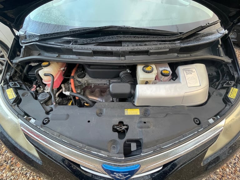 2012 Toyota Estima E-Four MPV Hybrid Electric Automatic
