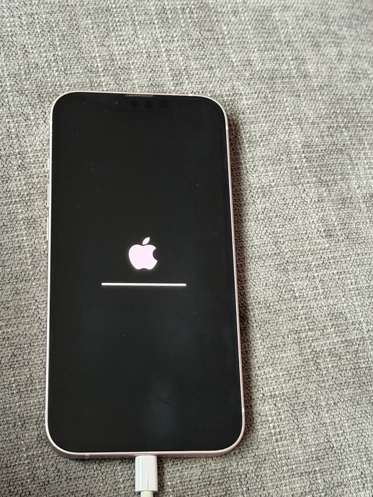 image for Iphone 13 pink 