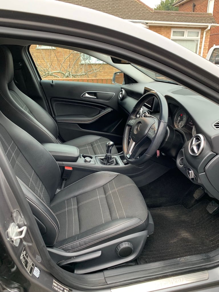 Mercedes-Benz, A CLASS, Hatchback, 2013, Manual, 1595 (cc), 5 doors