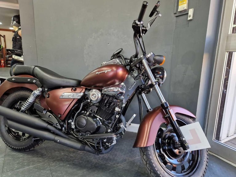 2025 Keeway Superlight 125 E5