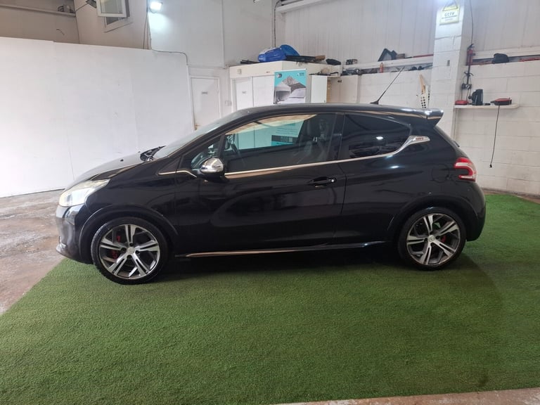 2014 Peugeot 208 1.6 THP GTi 3dr HATCHBACK Petrol Manual