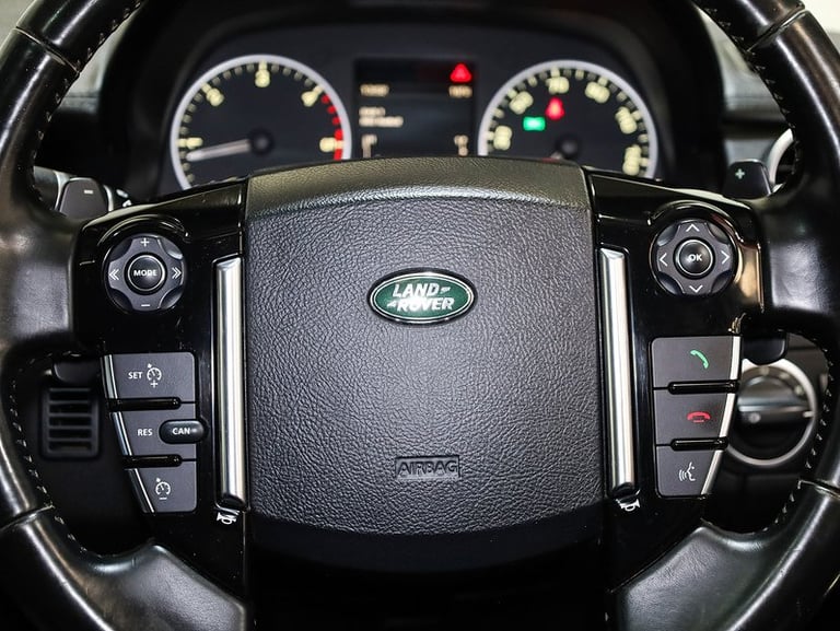 2015 Land Rover Discovery 4 SD V6 HSE SUV Diesel Automatic