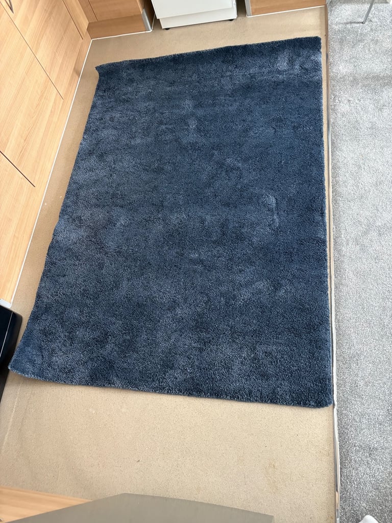 Dark blue Rug 