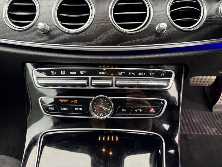 2016 Mercedes-Benz E Class 2.0 E220d AMG Line (Premium Plus) Saloon 4dr Diesel G-Tronic+ Euro 6 (...