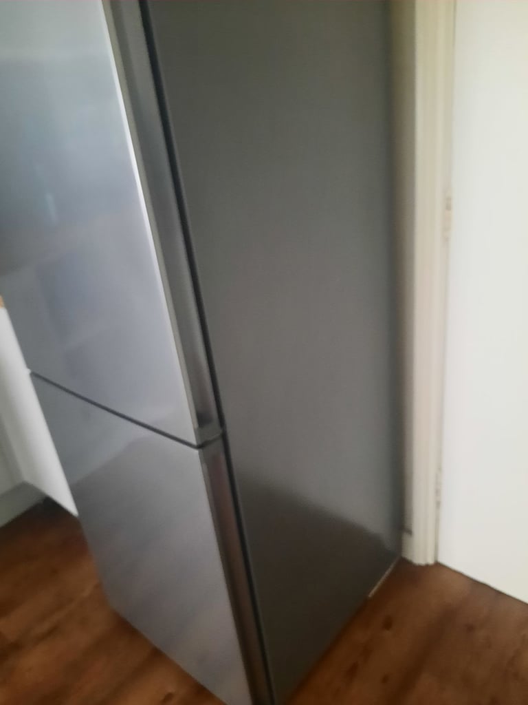 Series 4 KGN362LDFG 70/30 Fridge Freezer
