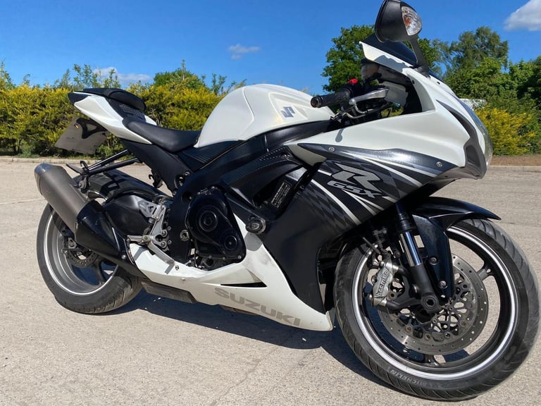 image for 2014 14 SUZUKI GSXR 600 L1 GSXR600 WHITE R6 SPORTS SUPERSPORT HPI CLEAR
