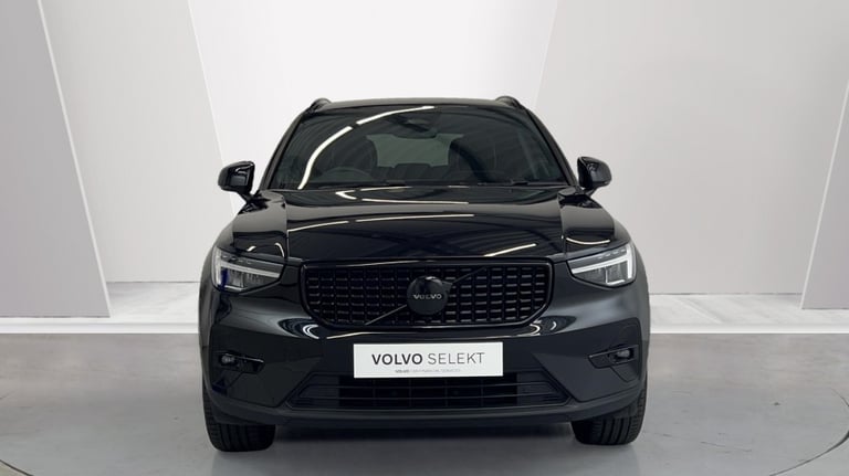 2025 Volvo XC40 Black Edition Plus, B3 Mild hybrid, Petrol (Rear Camera, BLIS) Estate Petrol Auto...
