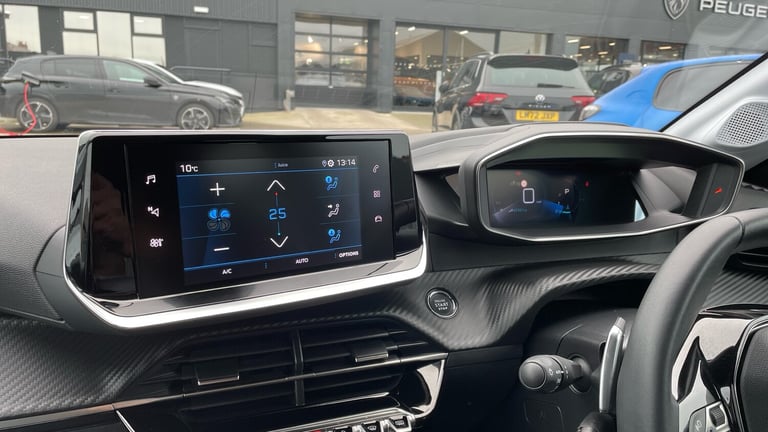 2022 Peugeot 208 1.2 PureTech Allure Premium Hatchback 5dr Petrol EAT Euro 6 (s/s) (100 ps) Hatch...