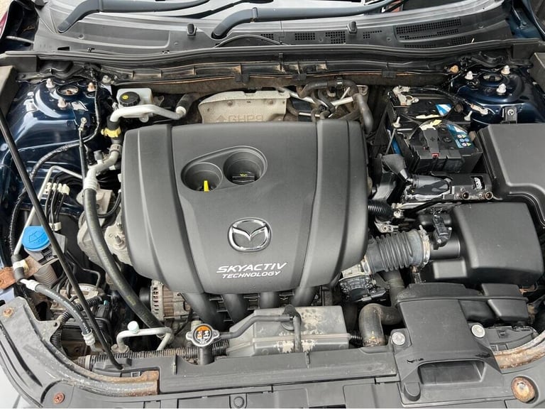 MAZDA 3 2.0 SE NAV NEW SHAPE 2014 PETROL 1 OWNER FULL MAZDA SERVICE HISTORY