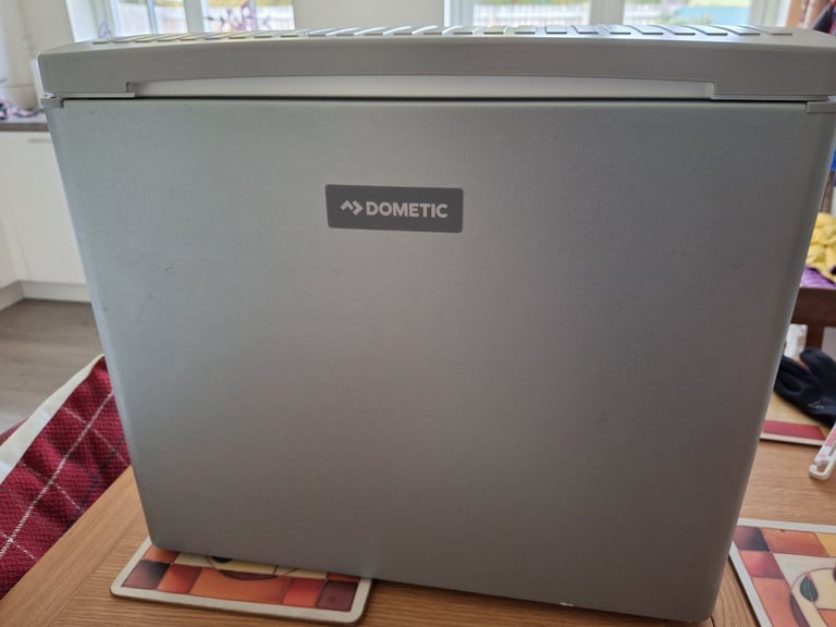 Dometic RC1200 3 way camping fridge