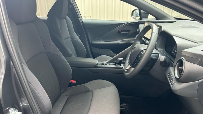 2024 Toyota C-HR 1.8 Hybrid Design 5dr CVT HATCHBACK PETROL/ELECTRIC Automatic