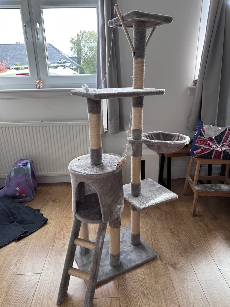 image for cat tree for sale - hardly used