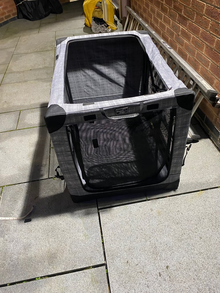 Portable /foldable pet carrier large 