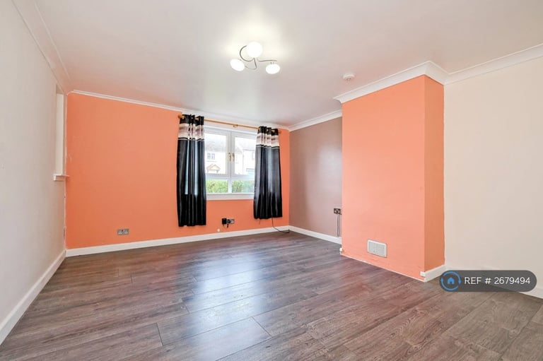 2 bedroom flat in Northfield, Aberdeen, AB16 (2 bed) (#2679494)