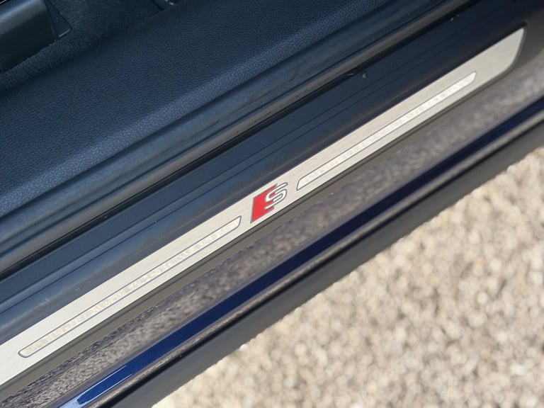 AUDI Q5 2.0 TDI 40 Black Edition 2024