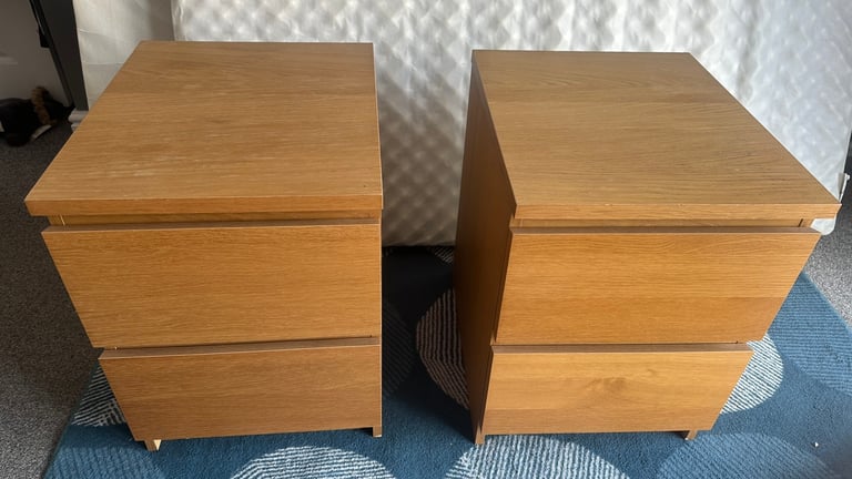 IKEA Malm 2 drawer bedside set in oak