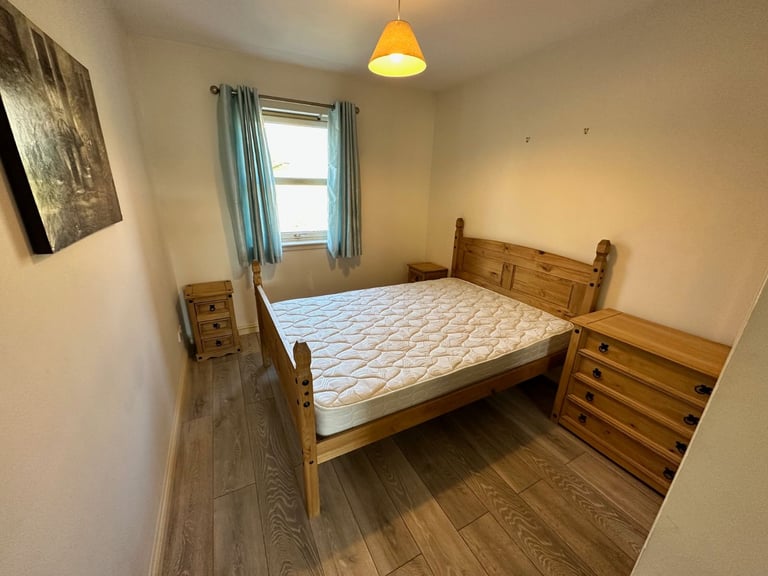 2 bedroom, fully furnished flat, secure parking in Ferryhill