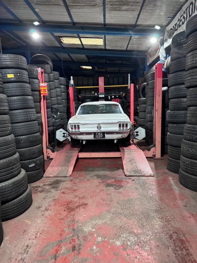 wheel alignment &tracking &tyres new &used size13.to22.Car &van & 4x4 