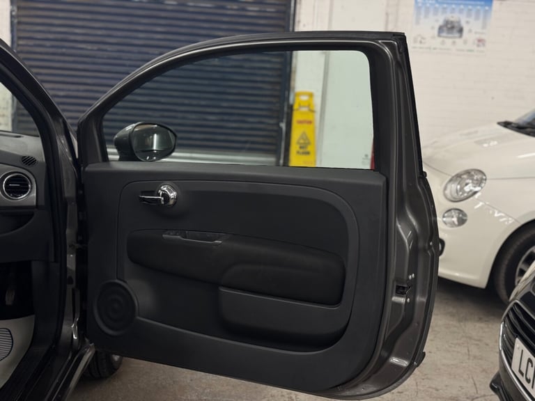 2015 Fiat 500 1.2 Lounge 3dr Dualogic [Start Stop] HATCHBACK Petrol Automatic