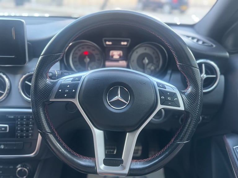 2015 Mercedes-Benz GLA GLA 200 CDI AMG Line 5dr ESTATE Diesel Manual