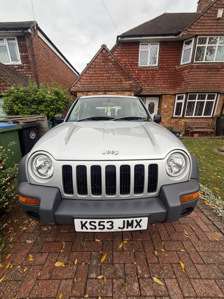 ULEZ COMPLIANT Jeep, CHEROKEE, Estate, 2004, Manual, 2429 (cc), 5 doors
