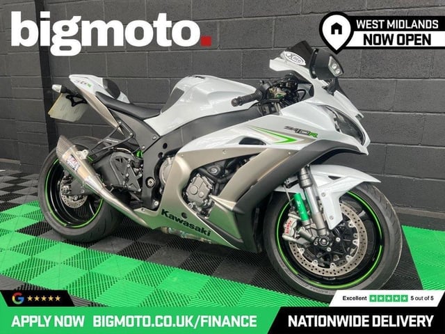 a 2017 67 KAWASAKI NINJA ZX-10R FINANCE SPECIALISTS APPLY NOW