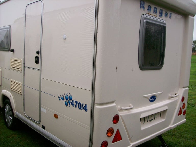 bailey ranger 4 berth end shower/dressing room lightweight immaculate condition