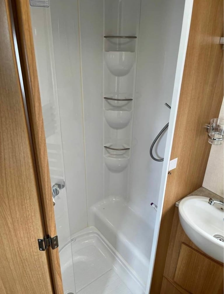 🏕️ Coachman Laser 655/6 – 2010 – 6 Berth Luxury Caravan