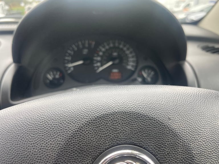 VAUXHALL CORSA 1.0 COMFORT 02 REG BLUE 3 DOOR MOT APRIL 6TH 2026 LOW INSURANCE 50+MPG