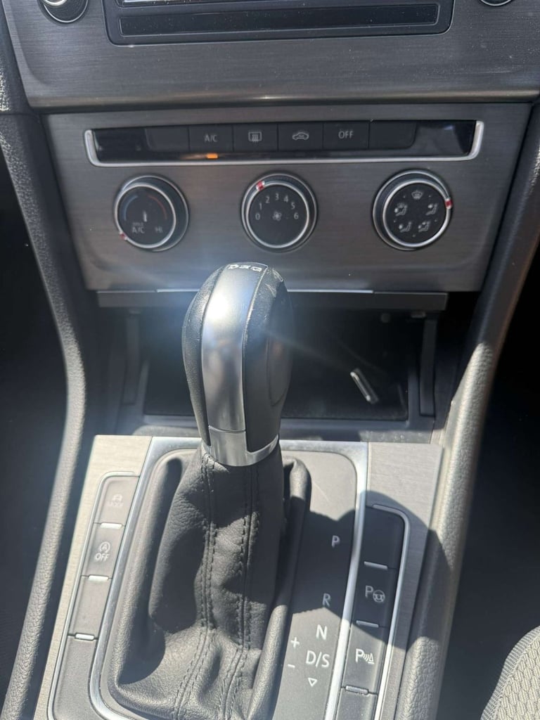 VW Golf 1.6 Automatic. FSH