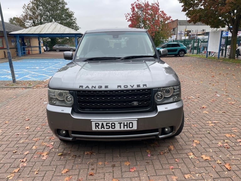 2010 Land Rover Range Rover 3.6 TDV8 Vogue SE 4dr Auto PRIVATE PLATE SERVICE HISTORY  ESTATE Dies...