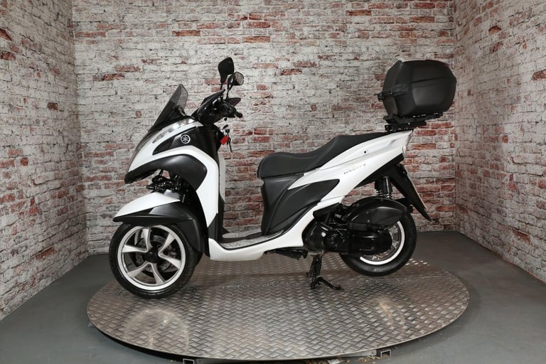YAMAHA TRICITY - 2014 Petrol Automatic in White