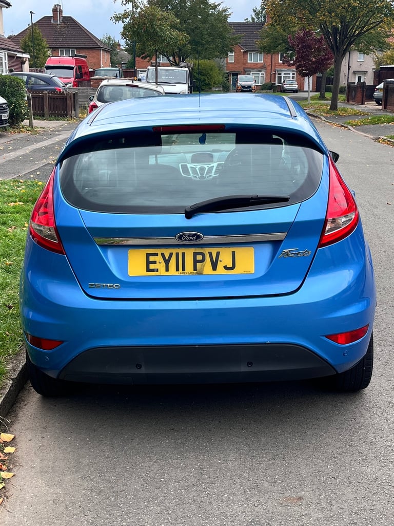 Ford, FIESTA, Hatchback, 2011, Manual, 1388 (cc),5 doors - Image 4