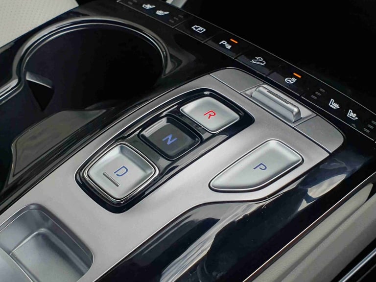 2024 Hyundai TUCSON 1.6 TGDi Hybrid 230 Ultimate 5dr 2WD Auto ESTATE PETROL/ELECTRIC Automatic