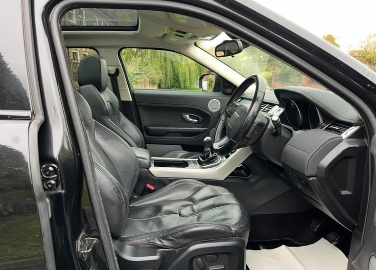 2013 LAND ROVER RANGE ROVER EVOQUE 2.2 TD4 PURE TECH FULL MOT JUST SERVICED WOW!