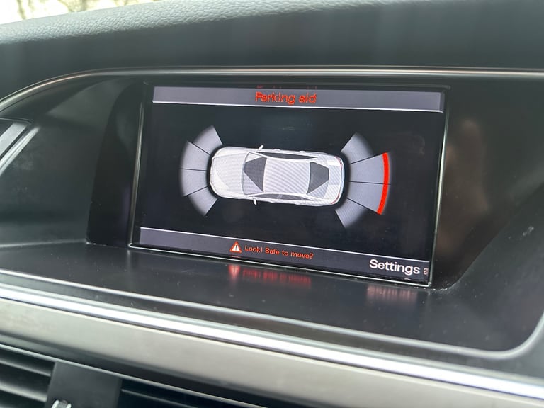 Audi A4 Saloon 