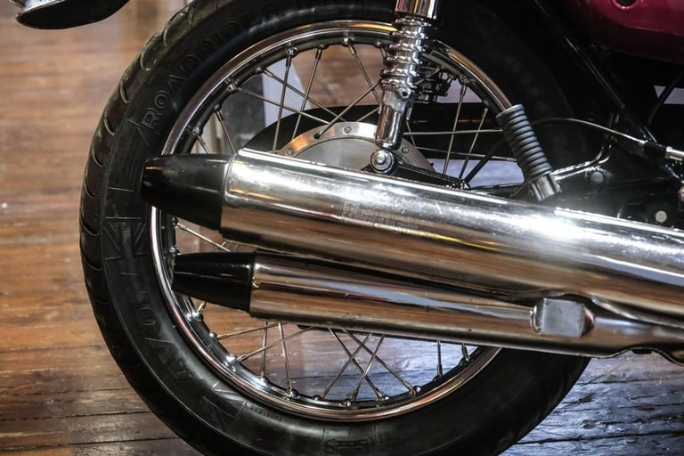 Suzuki GT750 "Kettle" Fully Restored Example