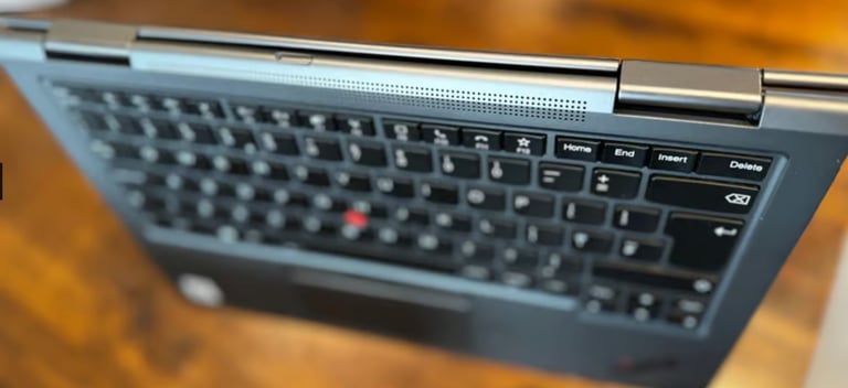 Lenovo laptop *Touch Screen* X1 Yoga 5th Gen, i7 4.9ghz, TBT3, Excel Cond, 16GB Ram, 512gb SSD