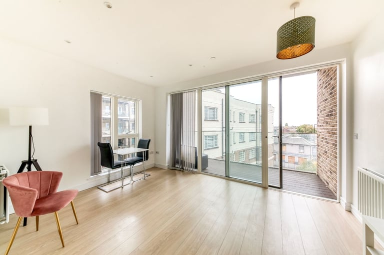 image for Room in a Shared Flat, East Croydon, CR0