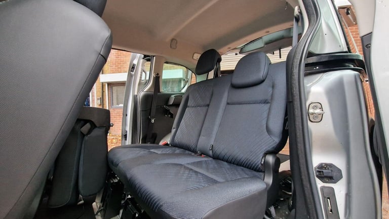 2010 Peugeot Partner Tepee 1.6 16v Tepee Urban 5dr MPV Petrol Manual