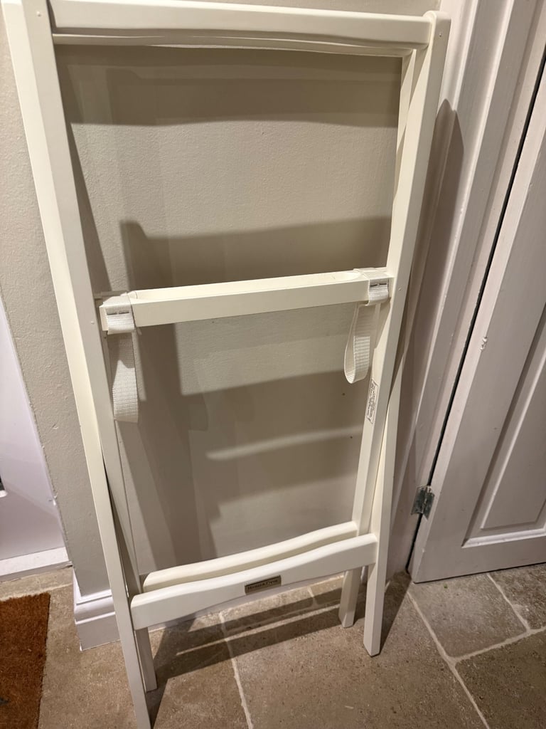 Mamas & papas white Moses basket stand