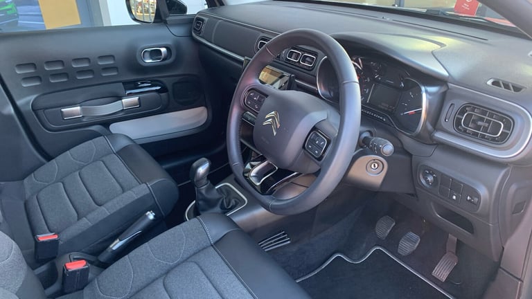 2021 Citroen C3 1.2 PureTech Saint James Hatchback 5dr Petrol Manual Euro 6 (s/s) (83 ps) Hatchba...