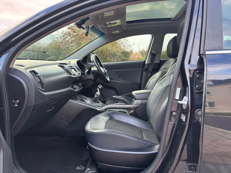 Kia, SPORTAGE, Estate, 2014, Manual, 1591 (cc), 5 doors