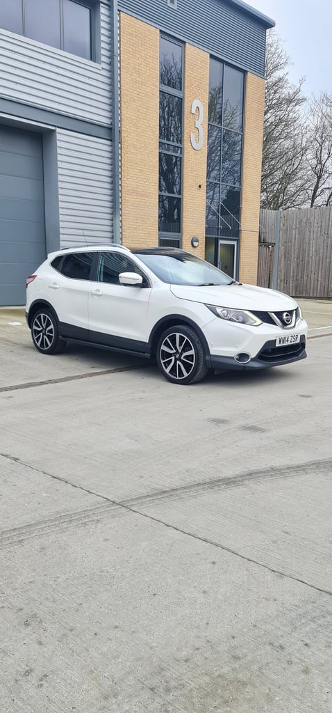 Nissan Qashqai Tekna (2014) 1.6 dCi Tekna SUV 5dr Diesel 109k Warranted Miles