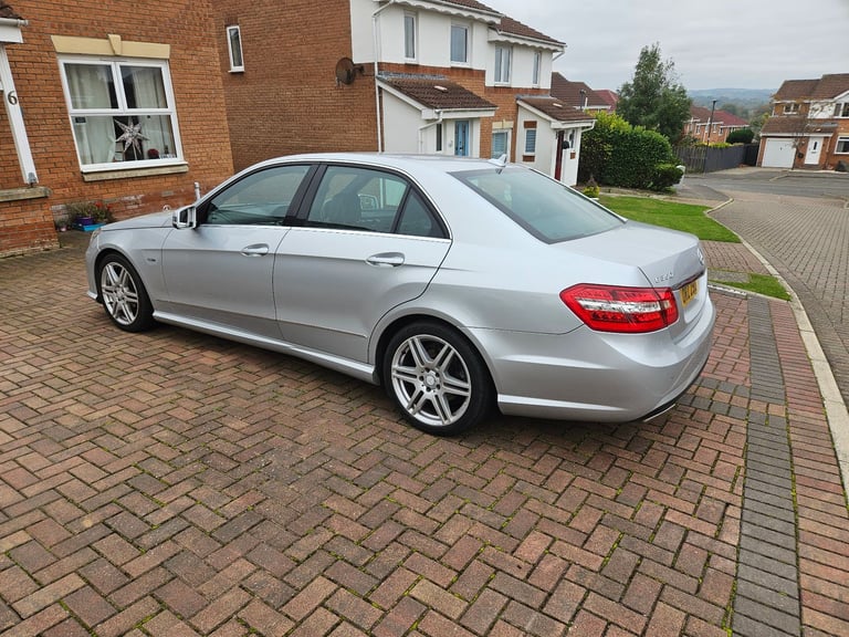 Mercedes-Benz, e350 cdi AMG line 4 doors