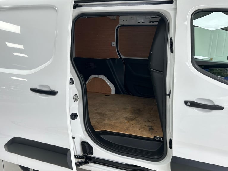 2021 Toyota ProAce 1.5 BlueHDi Active Short Panel Van SWB Euro 6 5dr PANEL VAN Diesel Manual