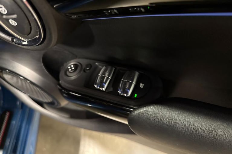 2022 MINI Hatch 1.5 Cooper Sport 5dr Auto HATCHBACK PETROL Automatic