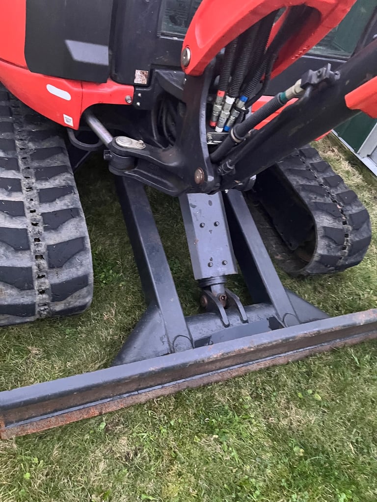 Kubota mini digger 