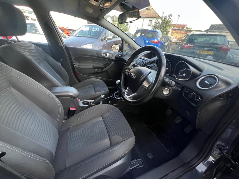 2015 Ford Fiesta 1.0T EcoBoost Zetec Euro 5 (s/s) 5dr HATCHBACK Petrol Manual