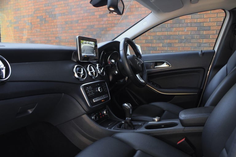 2018 Mercedes-Benz GLA 1.6 GLA200 SE (Executive) Euro 6 (s/s) 5dr ESTATE Petrol Manual